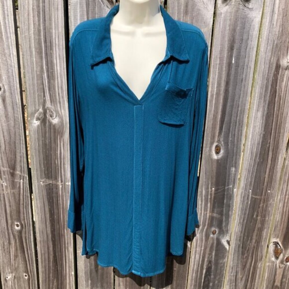 Allen Allen Medium Top Blouse Blue Long Sleeve Split V Neck Pocket Tee